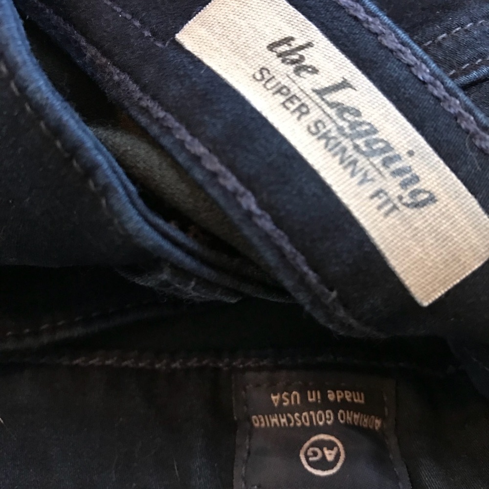 AG skinny navy